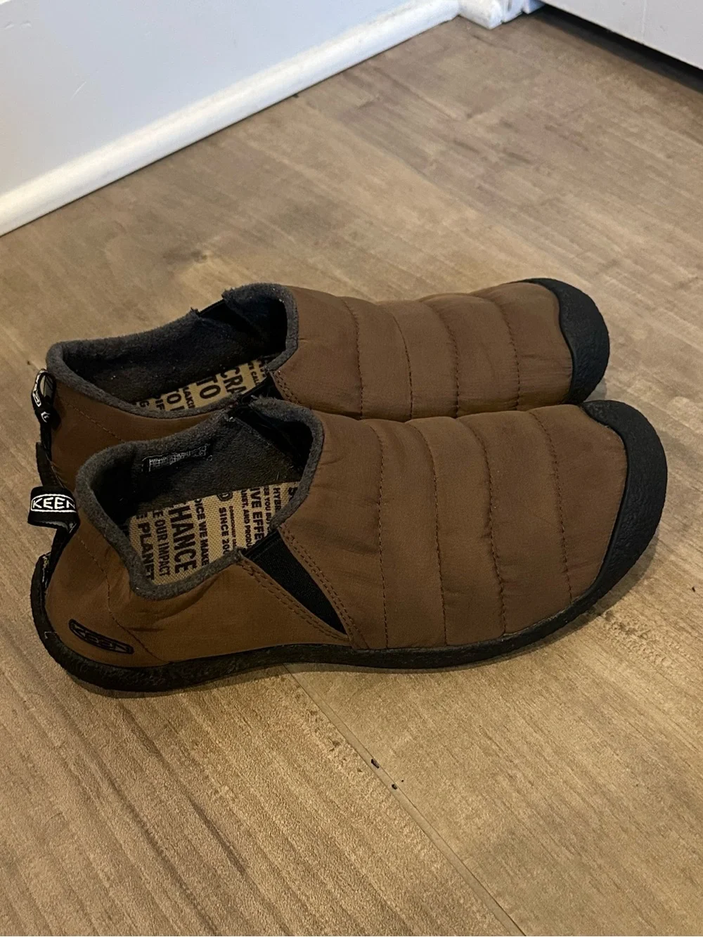 KEEN Men’s Howser ll Slip-On Quilted Slipper Shoes